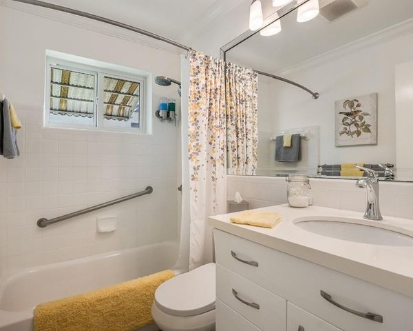 4621 NW 46th Street, Tamarac, FL 33319