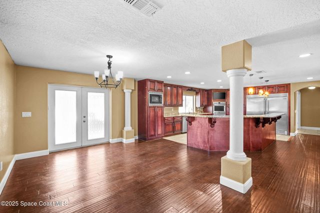 3940 Fairfax Drive, Mims, FL 32754