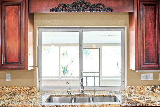 3940 Fairfax Drive, Mims, FL 32754