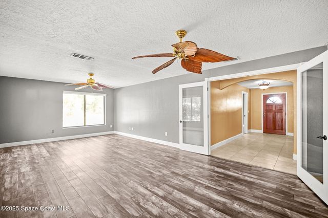 3940 Fairfax Drive, Mims, FL 32754