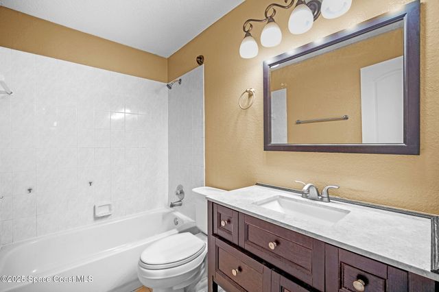 3940 Fairfax Drive, Mims, FL 32754