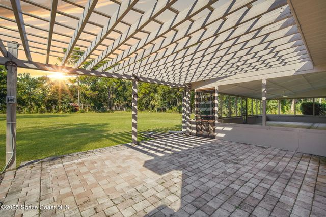 3940 Fairfax Drive, Mims, FL 32754