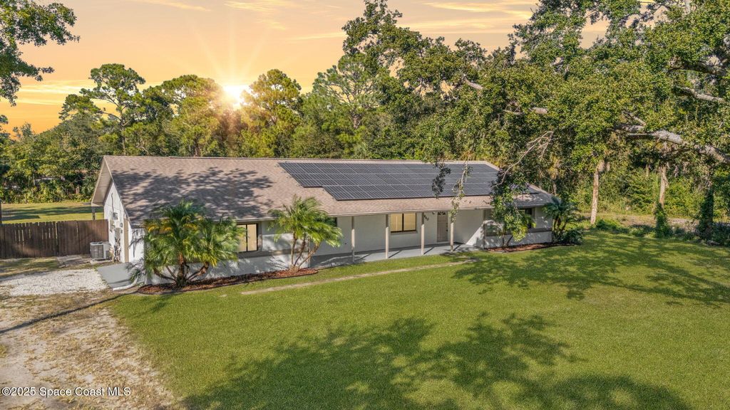 3940 Fairfax Drive, Mims, FL 32754