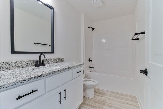 17766 NW 168TH ROAD, Alachua, FL 32615