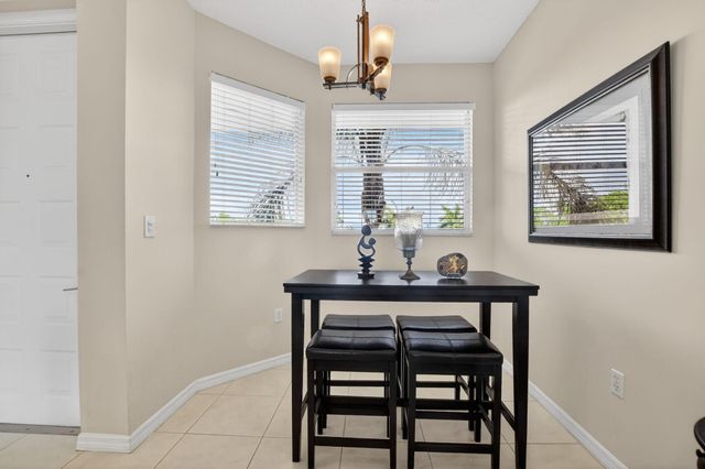 26 Royal Palm Way 403, Boca Raton, FL 33432