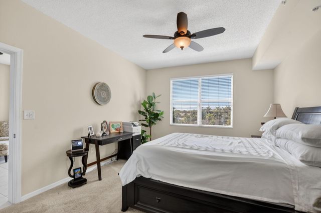 26 Royal Palm Way 403, Boca Raton, FL 33432