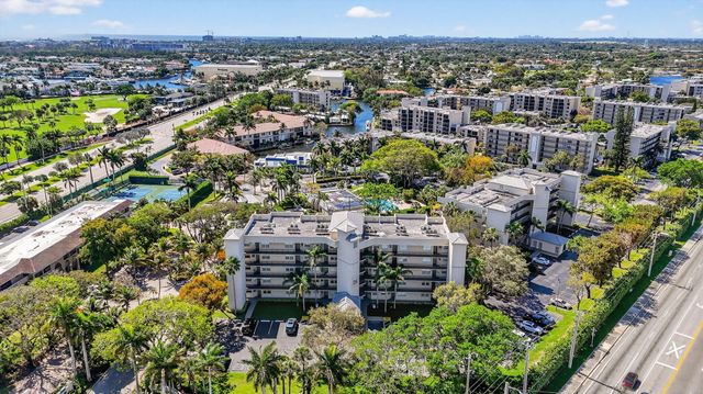 26 Royal Palm Way 403, Boca Raton, FL 33432