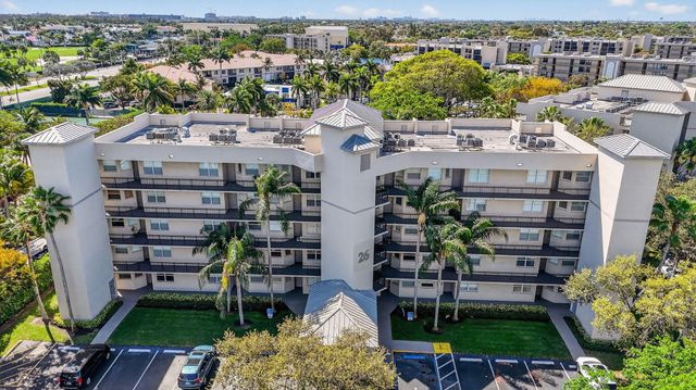 26 Royal Palm Way 403, Boca Raton, FL 33432