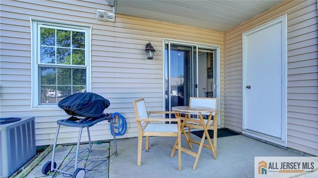 631 Madison Drive B, Monroe, NJ 08831