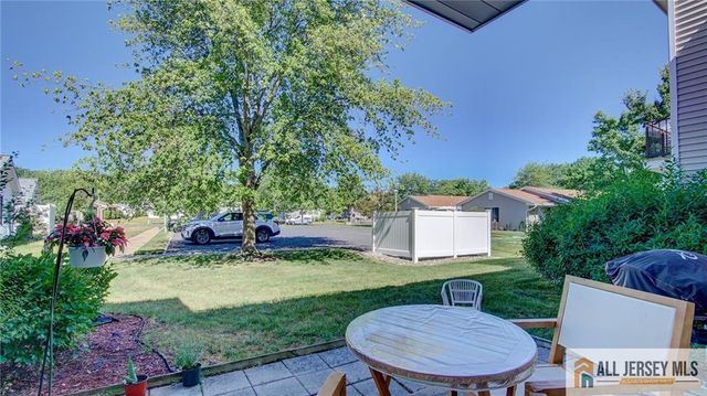 631 Madison Drive B, Monroe, NJ 08831