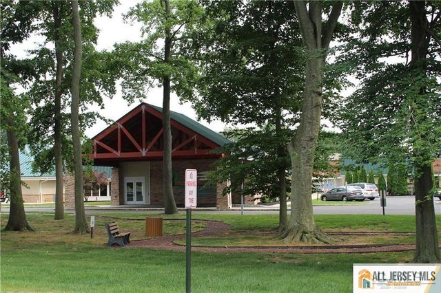 631 Madison Drive B, Monroe, NJ 08831