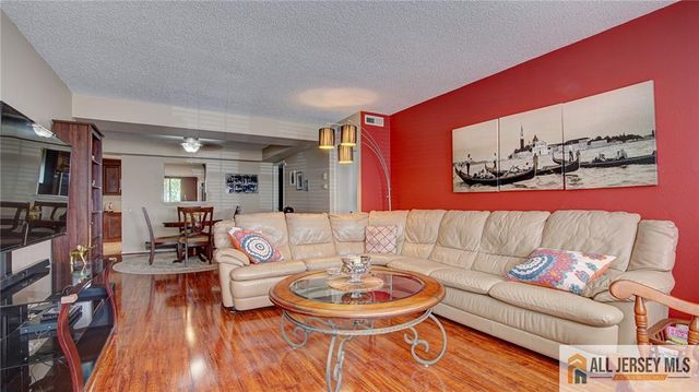631 Madison Drive B, Monroe, NJ 08831