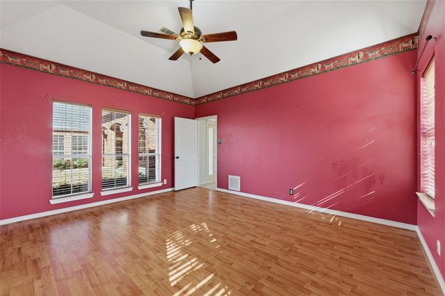 2210 Meadows Lane, Sherman, TX 75092