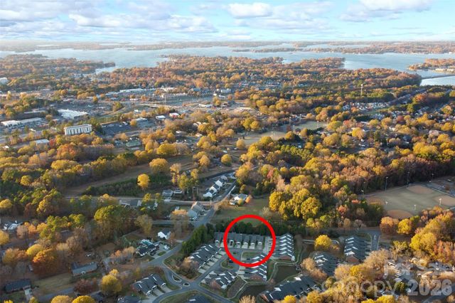 19968 Oak Leaf Circle, Cornelius, NC 28031