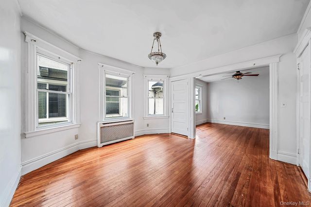 425 S Columbus Avenue, Mount Vernon, NY 10553