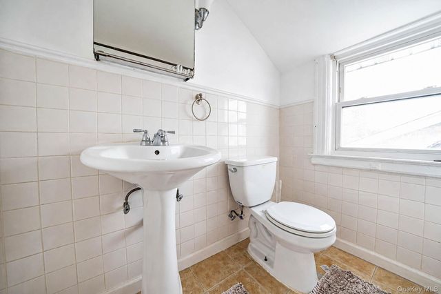 425 S Columbus Avenue, Mount Vernon, NY 10553