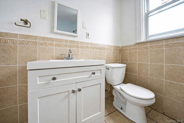 425 S Columbus Avenue, Mount Vernon, NY 10553
