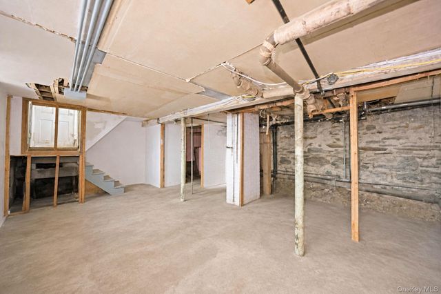 425 S Columbus Avenue, Mount Vernon, NY 10553