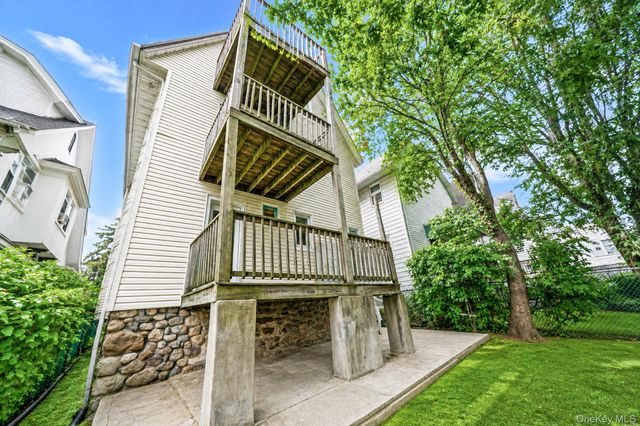 425 S Columbus Avenue, Mount Vernon, NY 10553