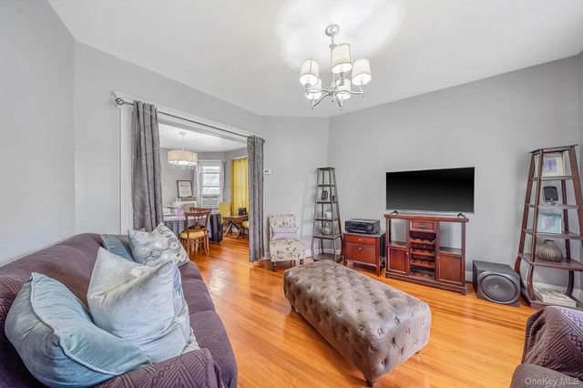425 S Columbus Avenue, Mount Vernon, NY 10553