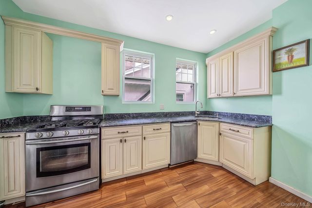 425 S Columbus Avenue, Mount Vernon, NY 10553