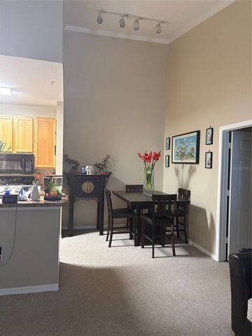 10213 COURTNEY PALMS BOULEVARD 301, Tampa, FL 33619