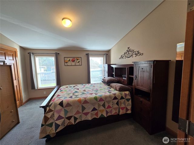 526 SE Canal Drive, Ocean Shores, WA 98569