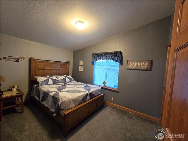 526 SE Canal Drive, Ocean Shores, WA 98569