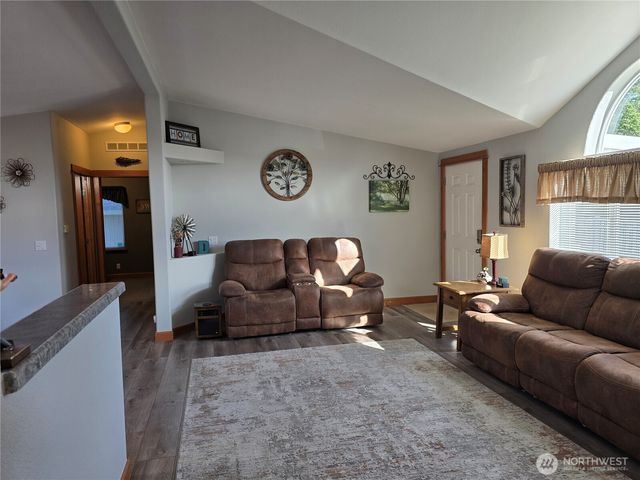 526 SE Canal Drive, Ocean Shores, WA 98569