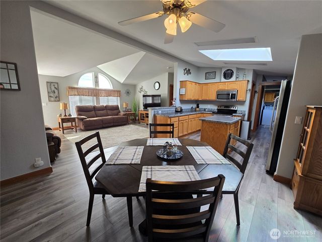 526 SE Canal Drive, Ocean Shores, WA 98569