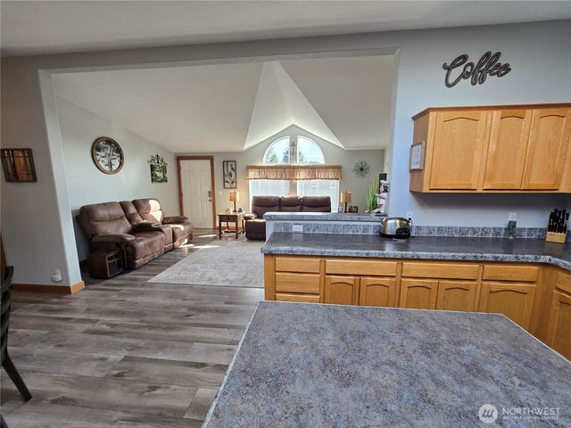 526 SE Canal Drive, Ocean Shores, WA 98569