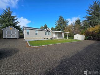 526 SE Canal Drive, Ocean Shores, WA 98569