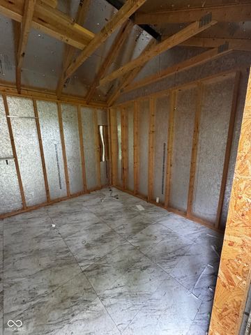 501 E Howard Street, Waveland, IN 47989