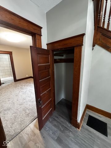 501 E Howard Street, Waveland, IN 47989