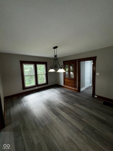 501 E Howard Street, Waveland, IN 47989