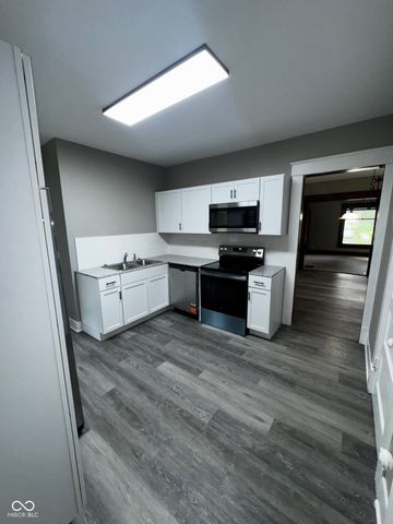 501 E Howard Street, Waveland, IN 47989