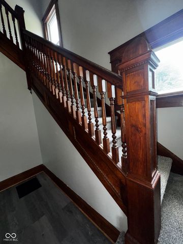 501 E Howard Street, Waveland, IN 47989