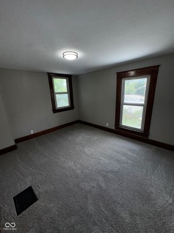 501 E Howard Street, Waveland, IN 47989