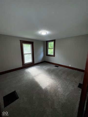 501 E Howard Street, Waveland, IN 47989