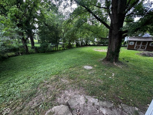 501 E Howard Street, Waveland, IN 47989