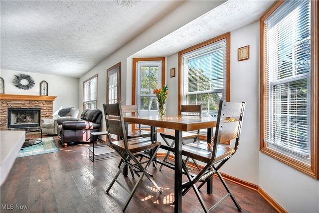 13152 Kaufman Avenue NW, Hartville, OH 44632