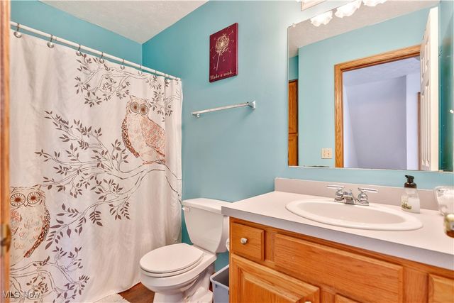 13152 Kaufman Avenue NW, Hartville, OH 44632