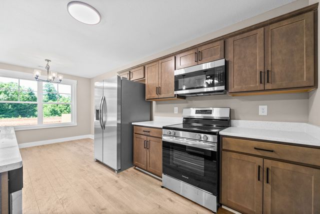 1 Echo Ridge, Oak Grove, KY 42262