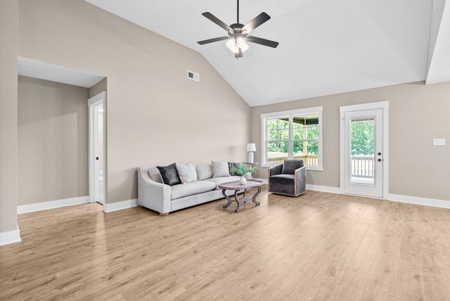 1 Echo Ridge, Oak Grove, KY 42262