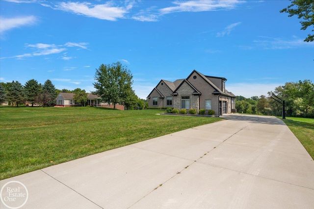 74714 Gould Road, Bruce Twp, MI 48065