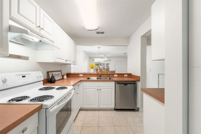 2348 SW 42ND DRIVE 154, Gainesville, FL 32607