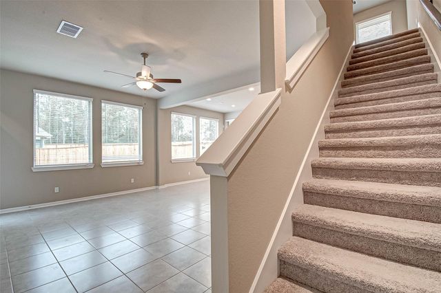 332 N Spotted Fern Drive, Montgomery, TX 77316
