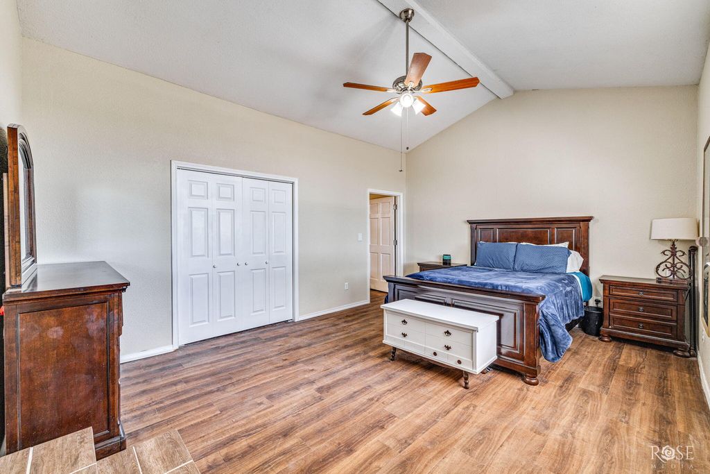 Image 15 of property listing at 6036 Navajo Road, San Angelo, TX 76901