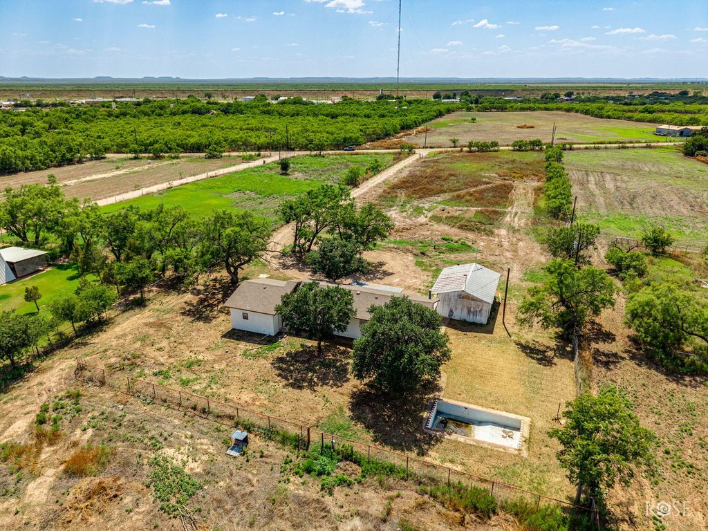 Image 38 of property listing at 6036 Navajo Road, San Angelo, TX 76901