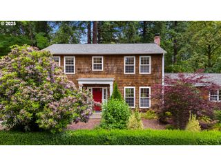5239 MADRONA St, Lake Oswego, OR 97035